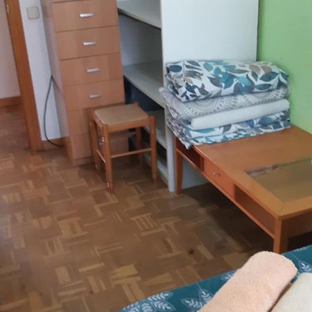 Habitacion Lcv Мадрид Экстерьер фото